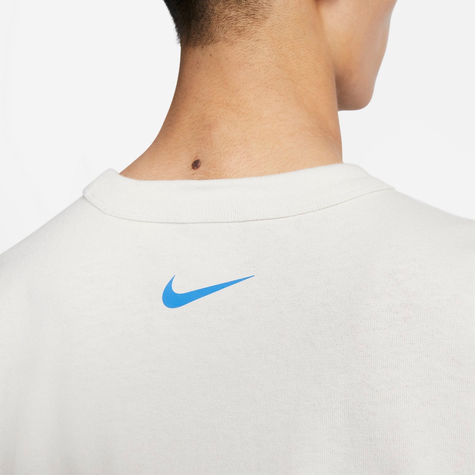 Nike Just Do It Chest Pocket T-Shirt 'White' FJ7681-030