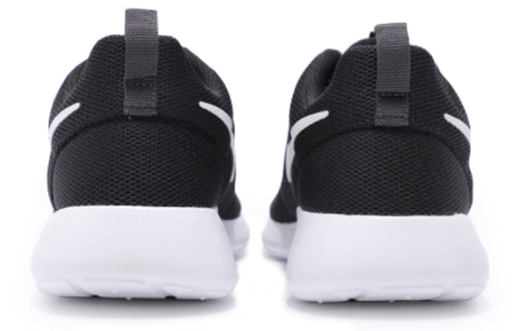 (WMNS) Nike Roshe One 'Black' 844994-002