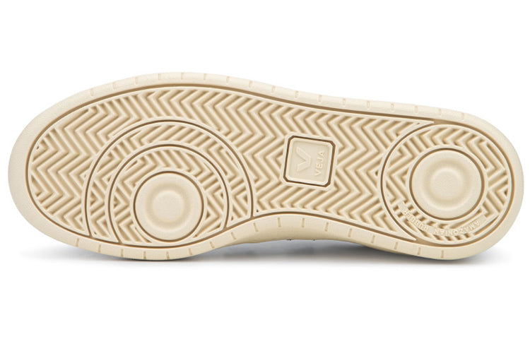 Veja Urca CWL 'White Nautico Butter' UC072641