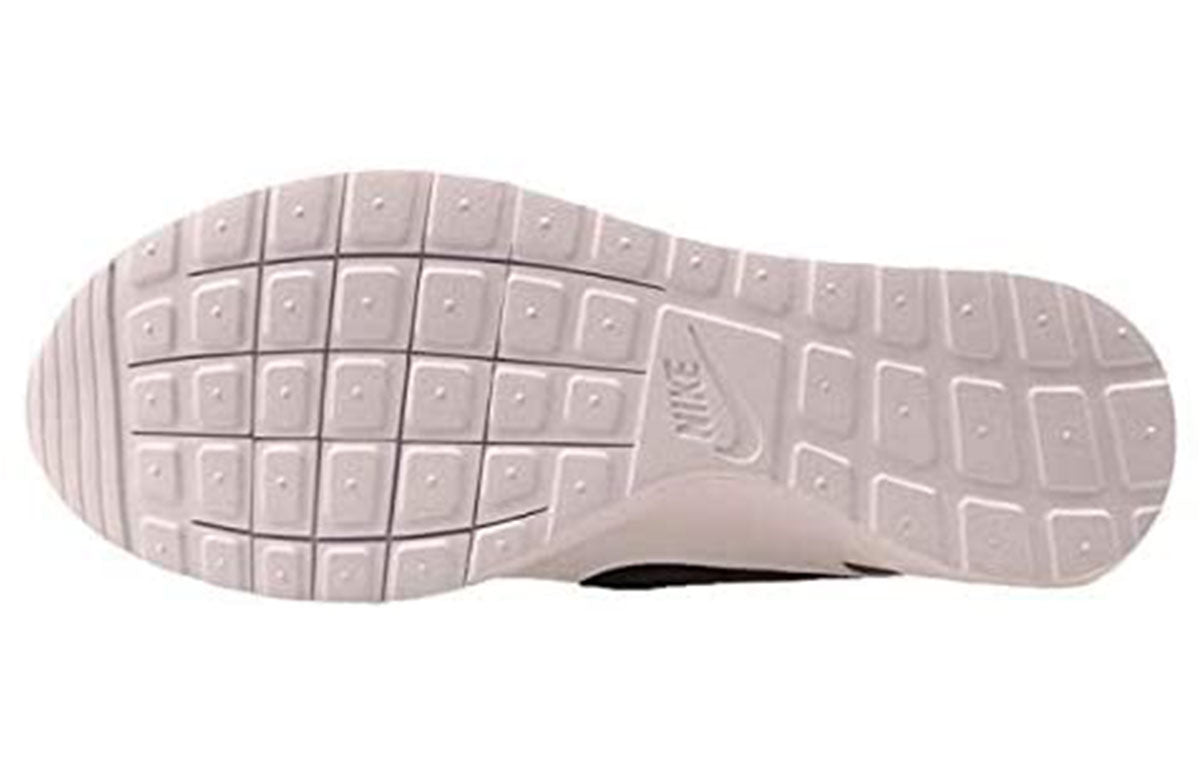 (WMNS) Nike Pedro Loureno x Roshe NM QS 'Black White' 866983-001