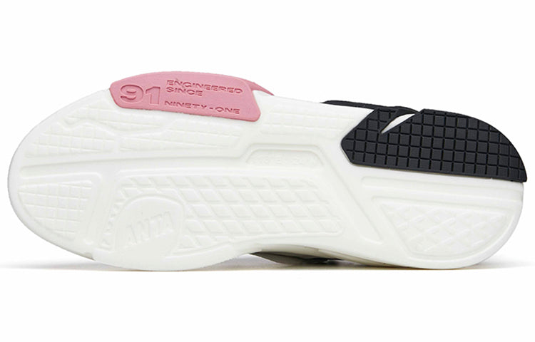 (WMNS) ANTA AT91 'White Black Pink' 122218072-2