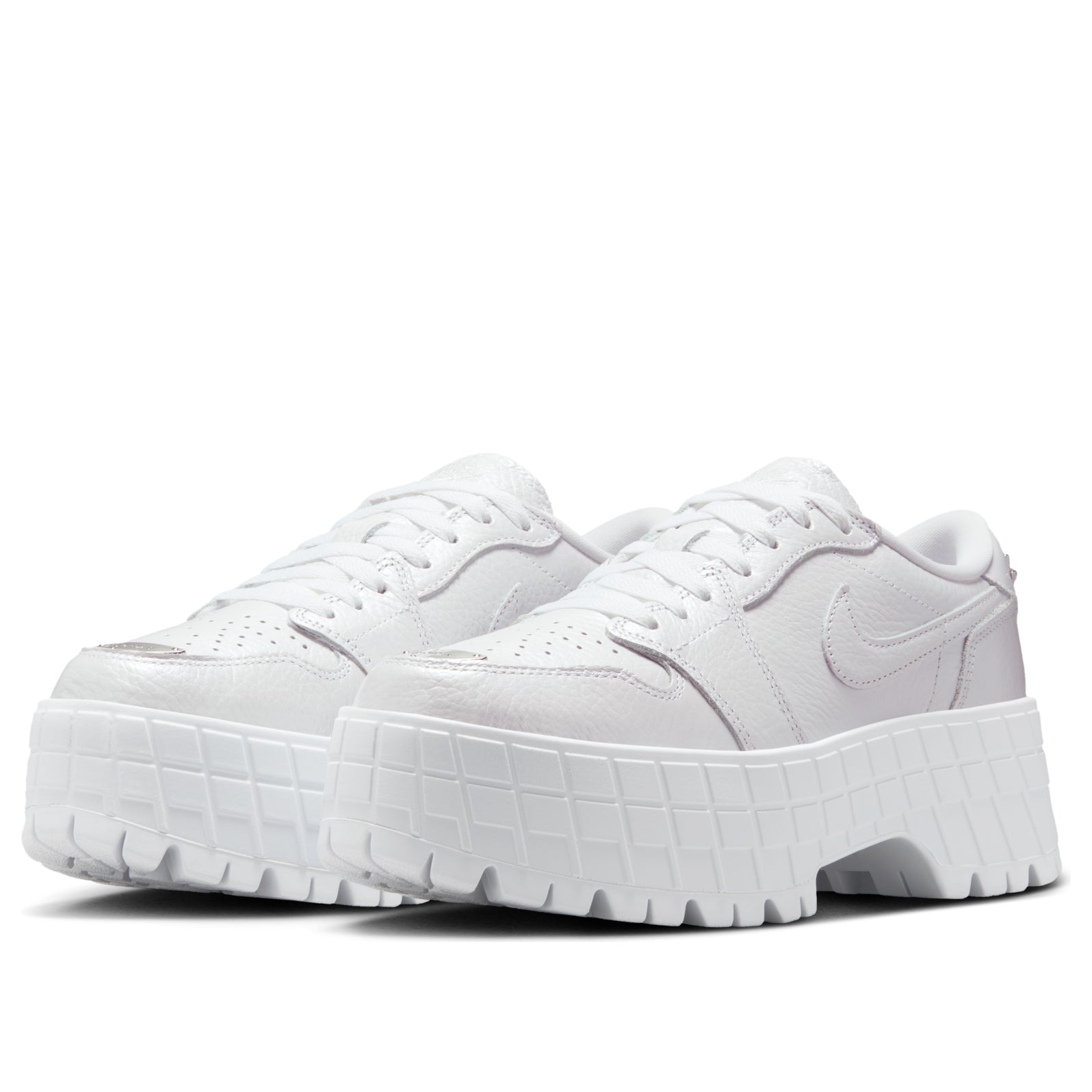 (WMNS) Air Jordan 1 Brooklyn Low 'White Metallic Silver' HF3184-100