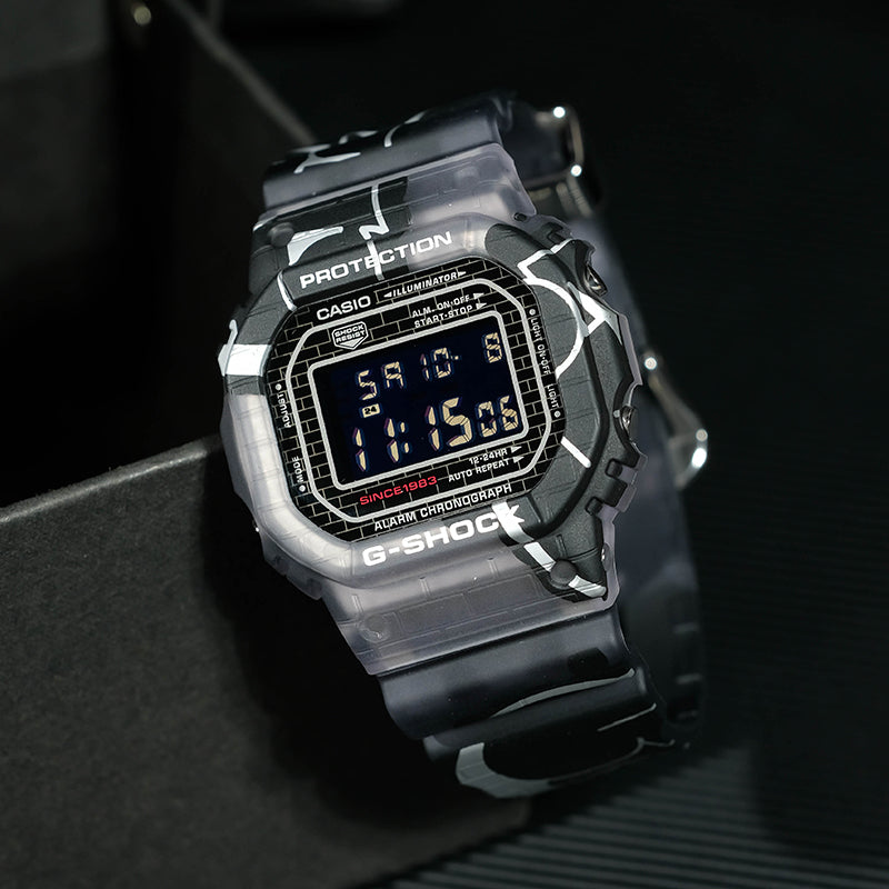 CASIO G-Shock Square 'Black' DW-5000SS-1PR