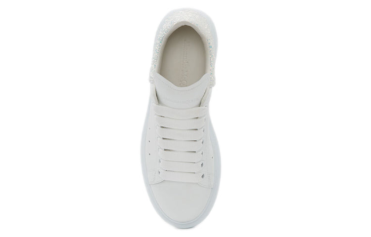 (WMNS) Alexander McQueen Oversized Sneaker 'White Silver Glitter' 558945WIB9T9550