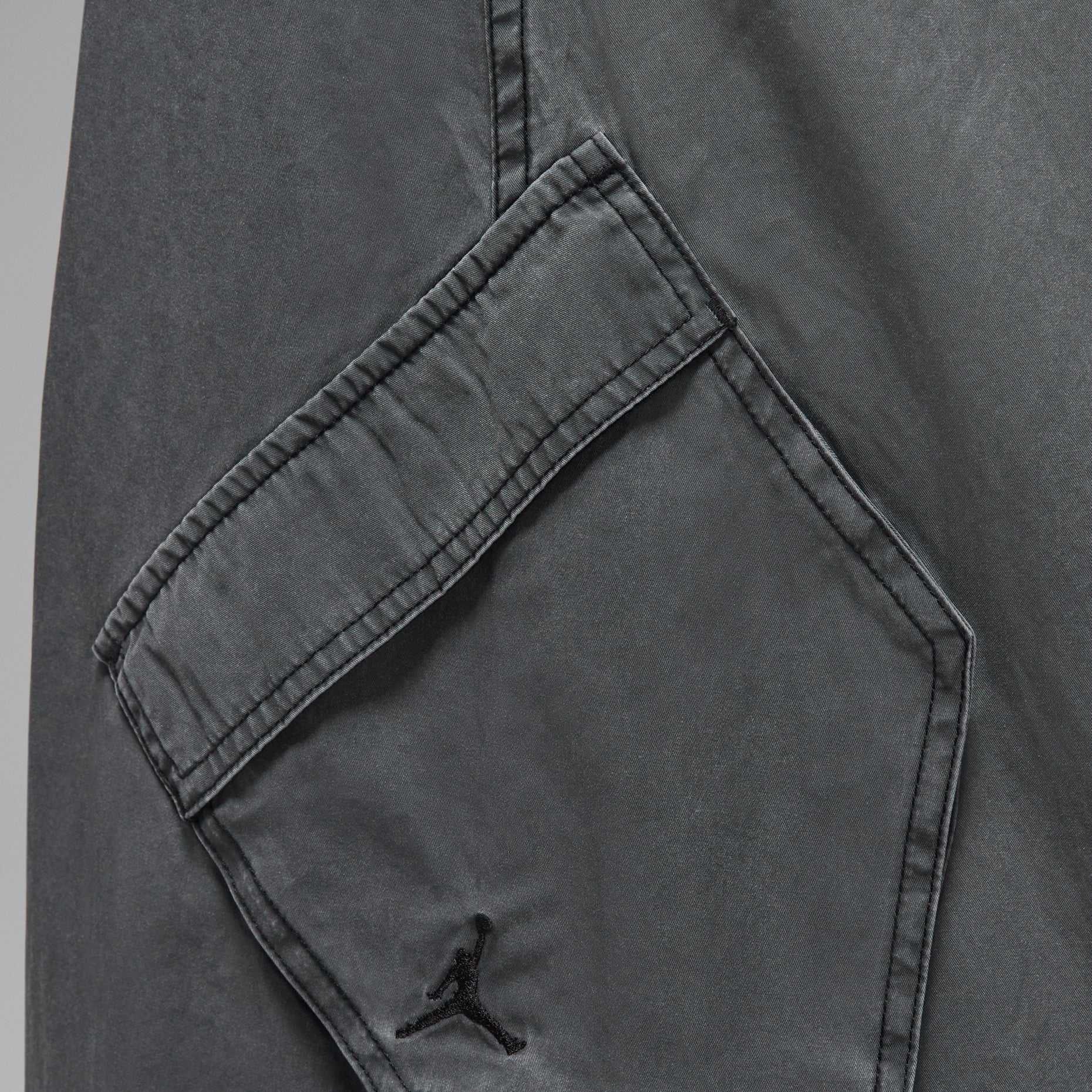 (WMNS) Air Jordan Chicago Parachute Skirt 'Black' IF1048-010