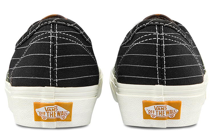 Vans Unisex Authentic Sneakers Black/Green Blackgreenmulti-Color VN0A5KRD8D8