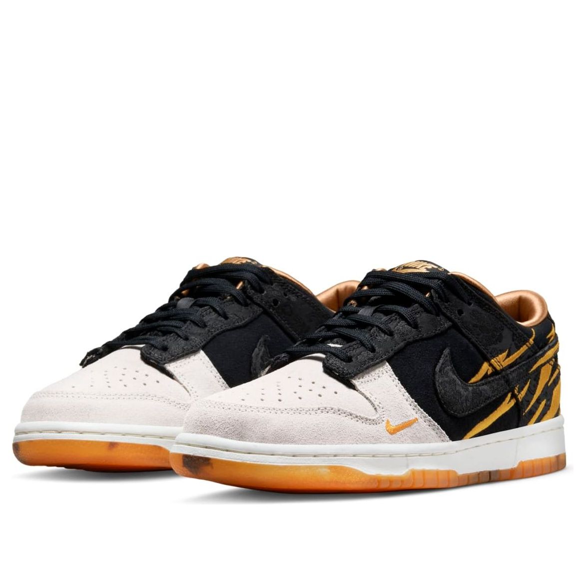 (GS) Nike Dunk Low 'God Of Wealth' DQ5351-001