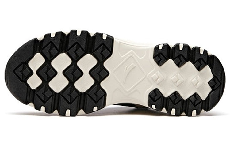 (WMNS) ANTA Outdoor Series Low 'White Black' 12846601-3