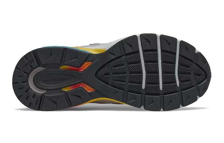 (GS) New Balance 990 v5 Launch Shoes 'Grey Black Red' GC990GG5