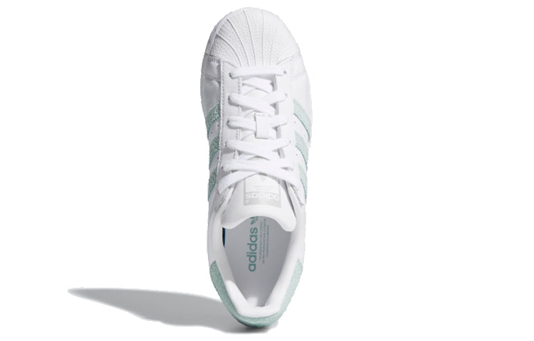 (WMNS) adidas originals Superstar 'White/Ash Green/Silver Metallic' B41509