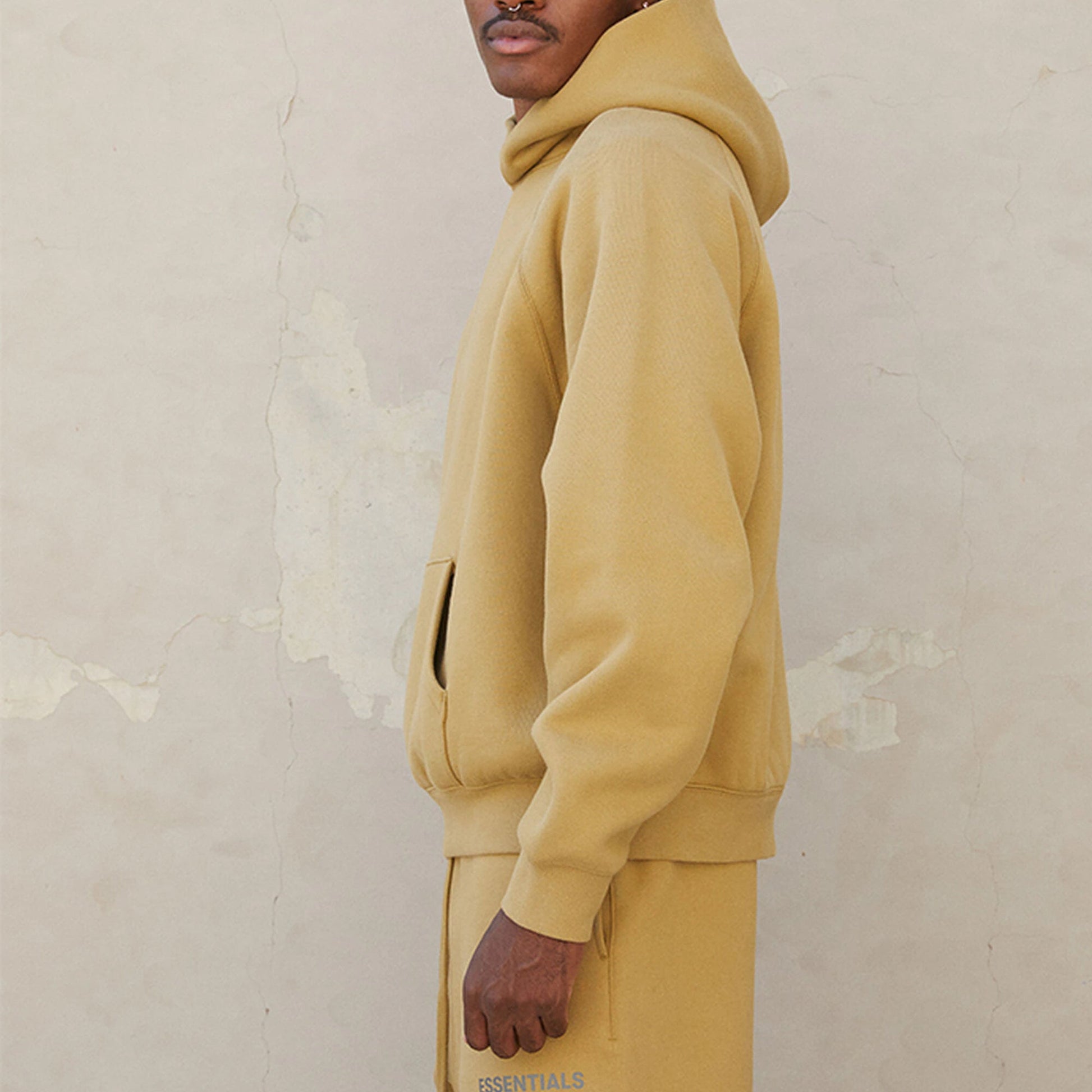 Fear of God Essentials FW21 Pullover Logo Hoodie 'Amber' FOG-FW21-003