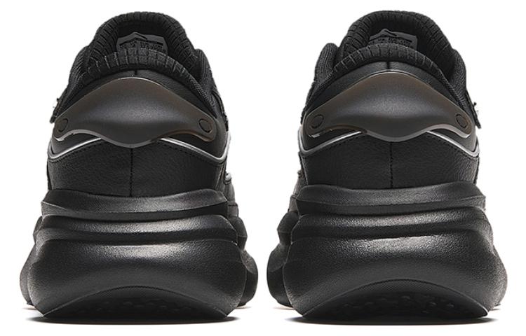 (WMNS) ANTA Casual Shoes 'Black White' 922338888-8
