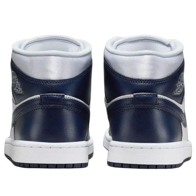 (WMNS) Air Jordan 1 Mid SE 'Football Grey White Midnight Navy' FZ8777-044