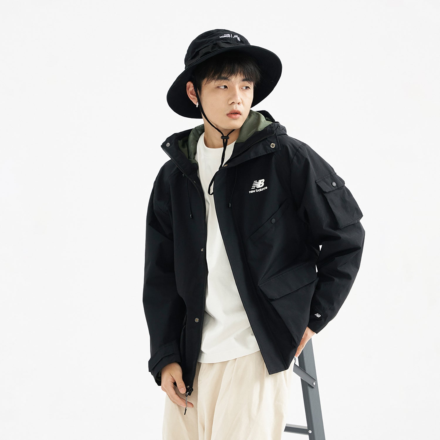 New Balance Logo Sportswear Hooded Jacket Asia Sizing 'Black' AMJ31320-BK