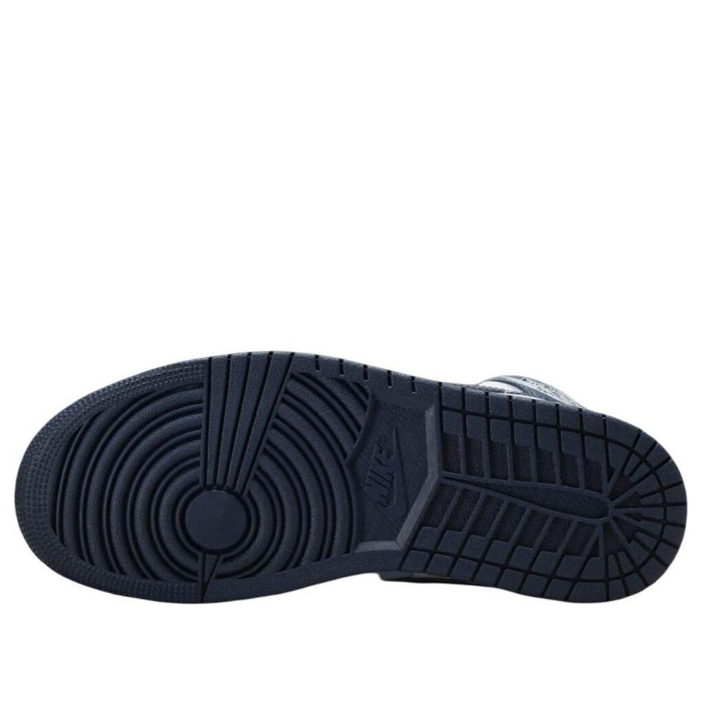 (WMNS) Air Jordan 1 Mid SE 'Football Grey White Midnight Navy' FZ8777-044