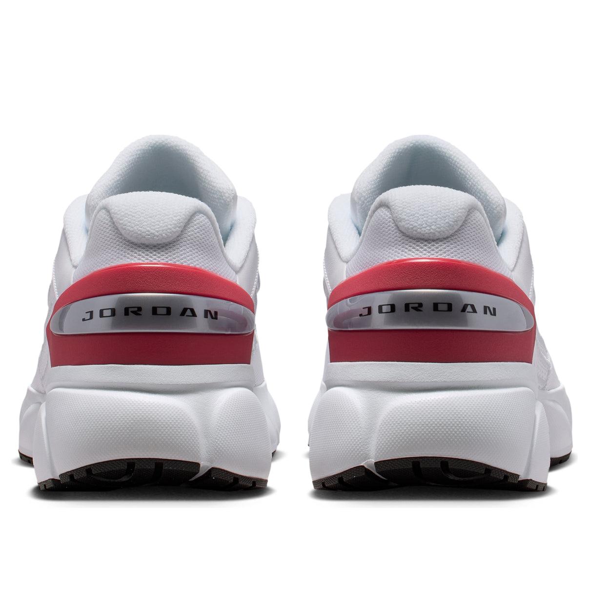 Air Jordan Trunner Flow 'White Gym Red' IO2091-101
