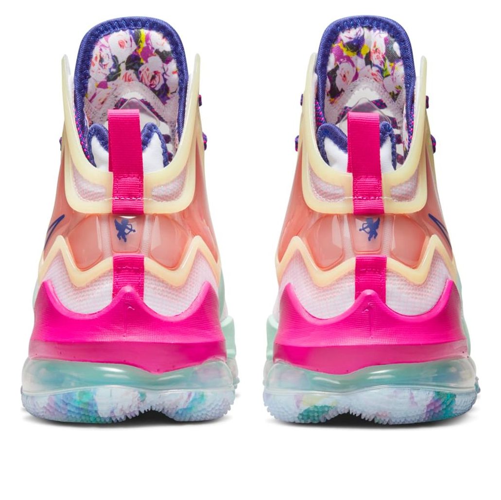 Nike LeBron 19 EP 'Valentine's Day' DH8460-900