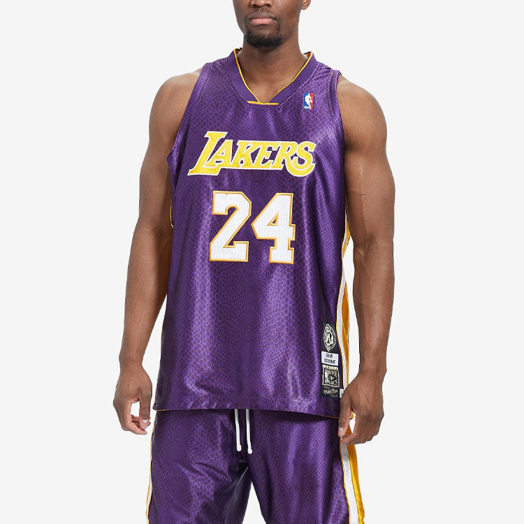 Mitchell & Ness Kobe Bryant Authentic Jersey 'Los Angeles Lakers - Kobe Bryant' NNBJGS20051-LALGOLDKBR