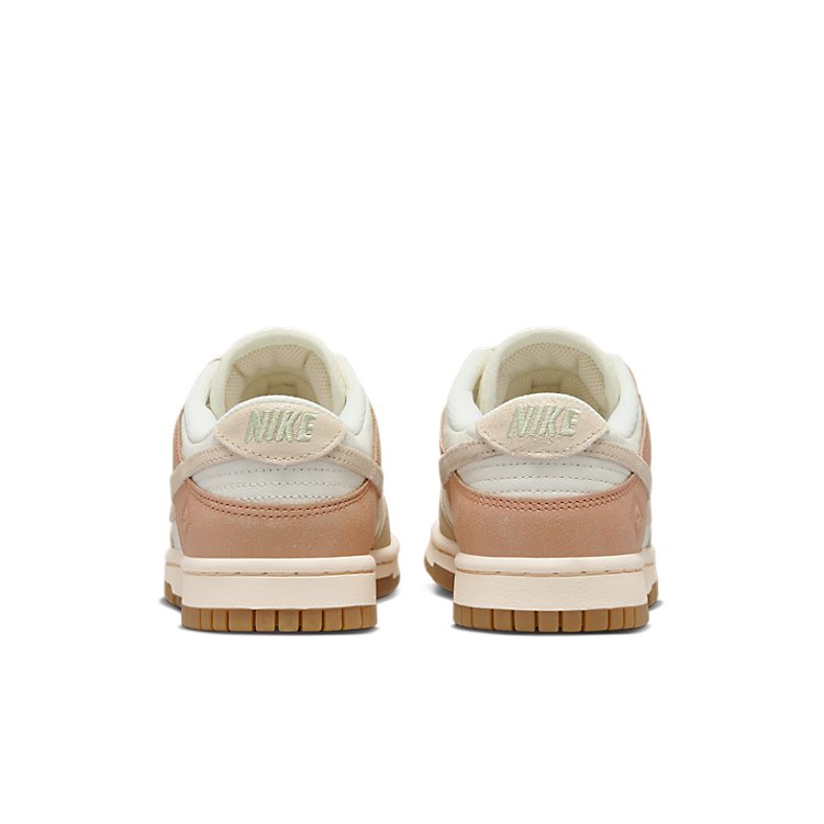 (WMNS) Nike Dunk Low SE 'Australia' FN7645-133