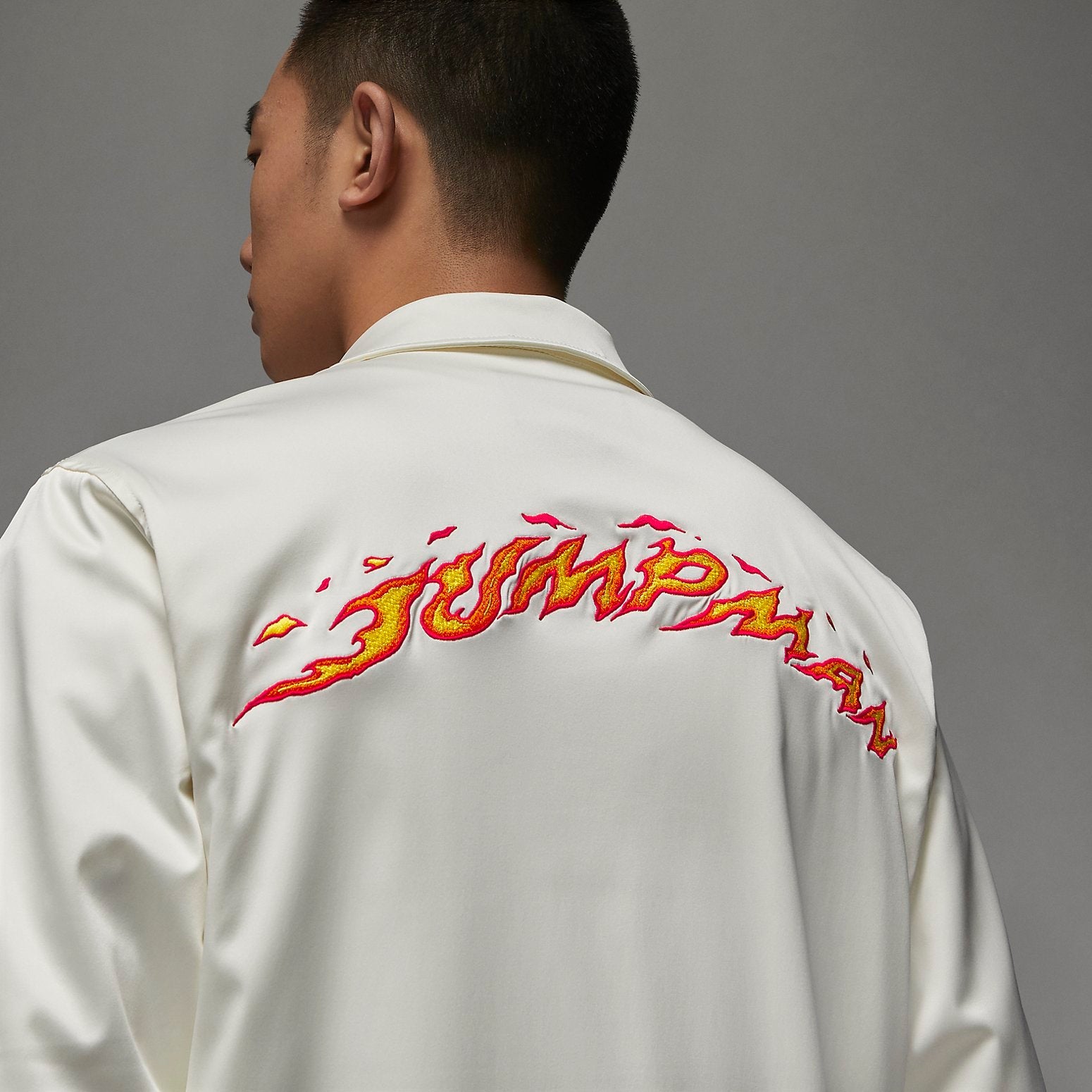 Air Jordan Coach Jacket 'White' FJ7709-133