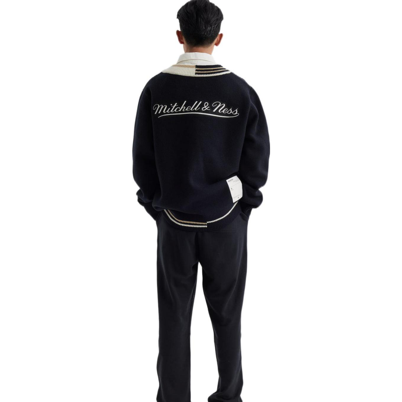Mitchell & Ness Branded Contrasting V-Neck Sweater 'Black' MNHLAWTOKJ011-BLK
