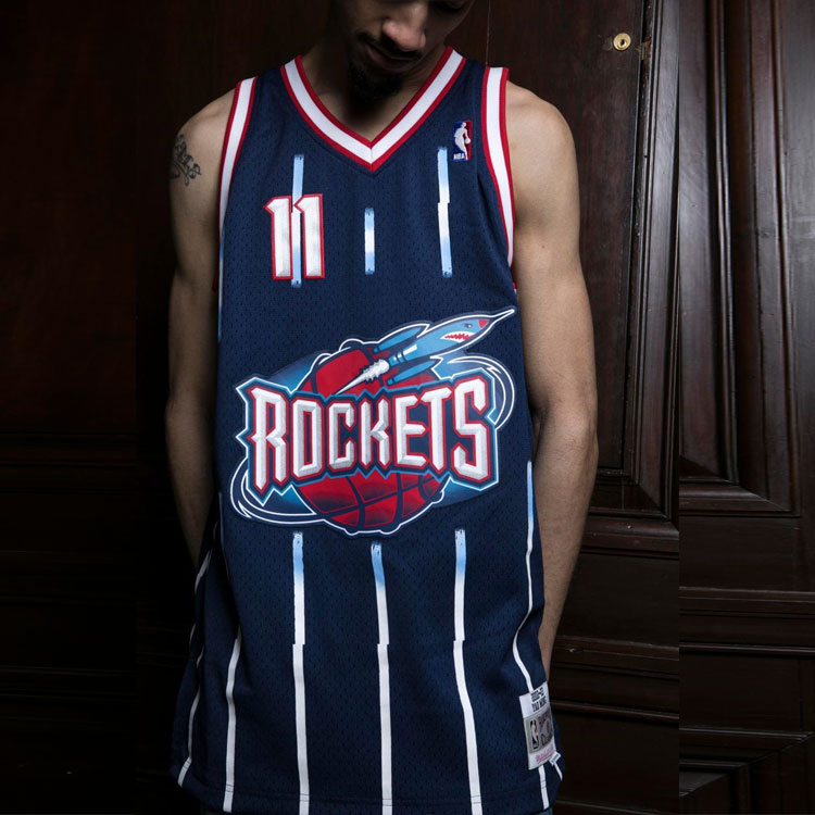 Mitchell & Ness NBA Swingman Jersey 'Houston Rockets - Yao Ming 2002/03' SMJYGS18174-HRONAVY02YMI