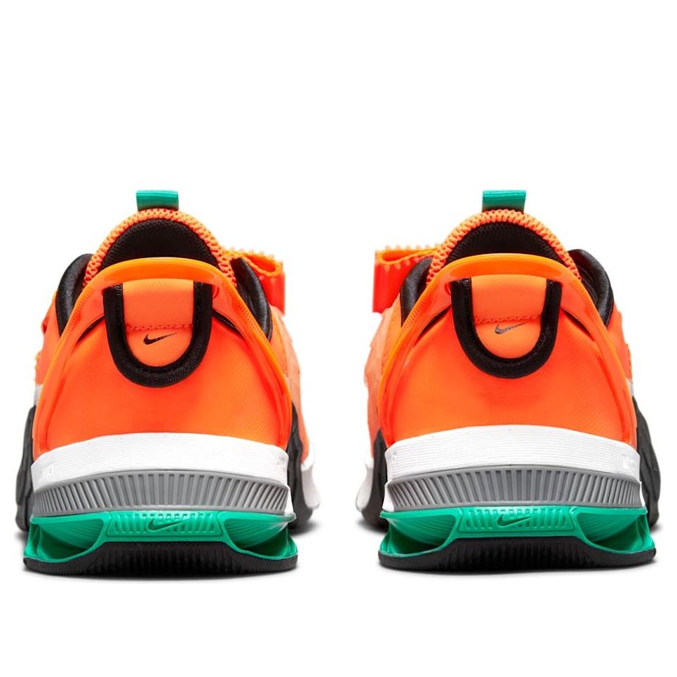 Nike Metcon 7 FlyEase 'Total Orange Clear Emerald' DH3344-883