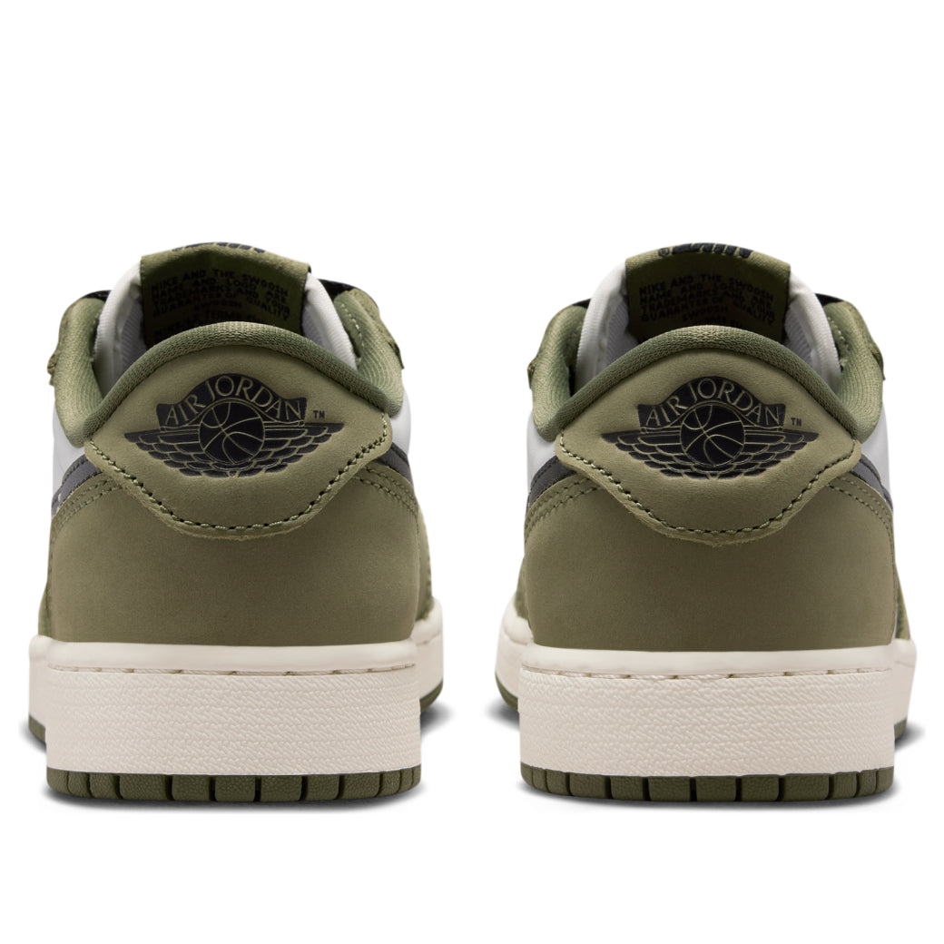 (GS) Air Jordan 1 Retro Low OG 'Medium Olive' HQ6999-200