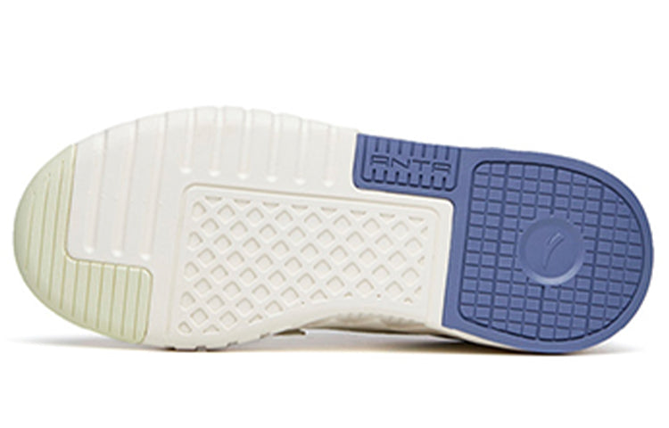 (WMNS) ANTA Life Series Sneakers 'White Misty Purple' 922138051-2