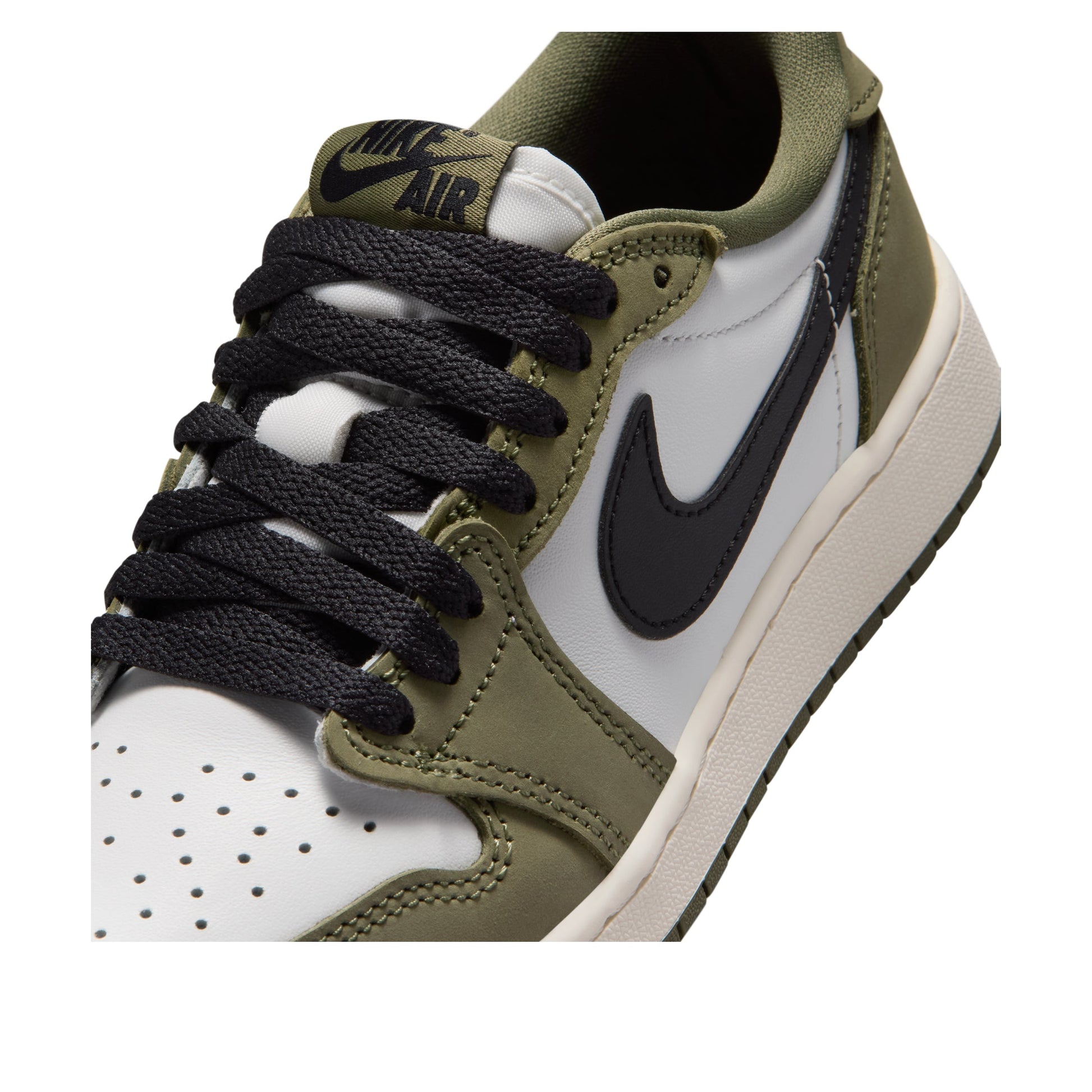 (GS) Air Jordan 1 Retro Low OG 'Medium Olive' HQ6999-200