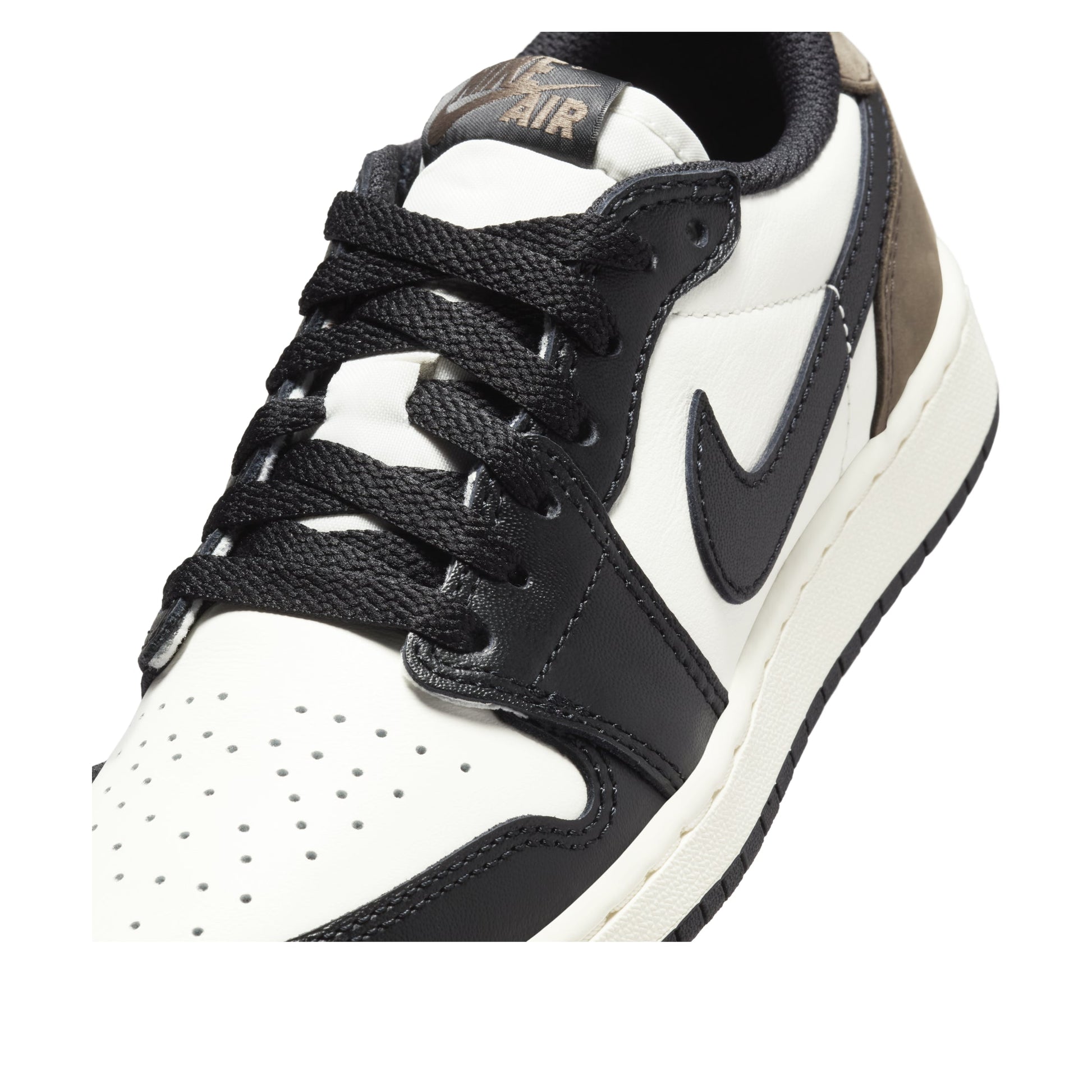 (GS) Air Jordan 1 Retro Low OG 'Mocha'  CZ0858-102