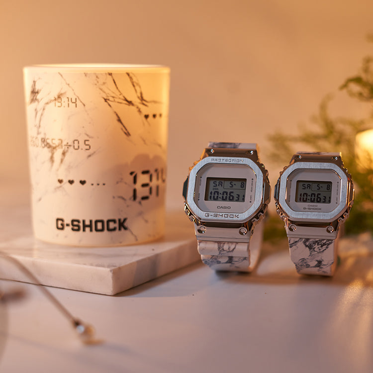 CASIO G-Shock Square 'White' GM-5600MAC-7PR