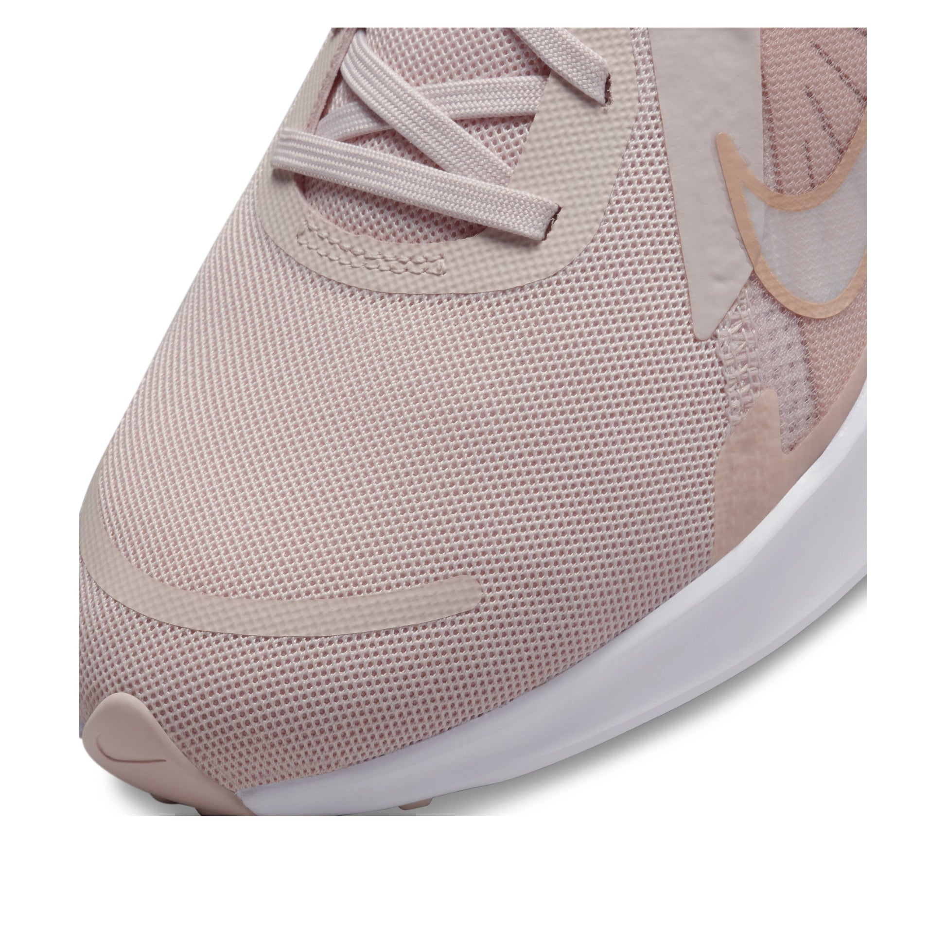 (WMNS) Nike Quest 5 'Barely Rose' DD9291-600