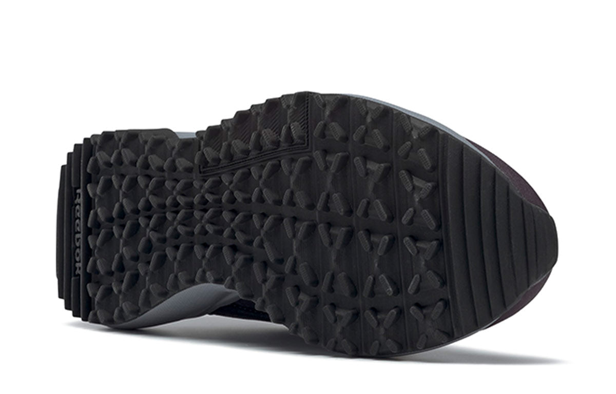 (WMNS) Reebok Lavante Terrain 'Midnight Shadow' FU8608