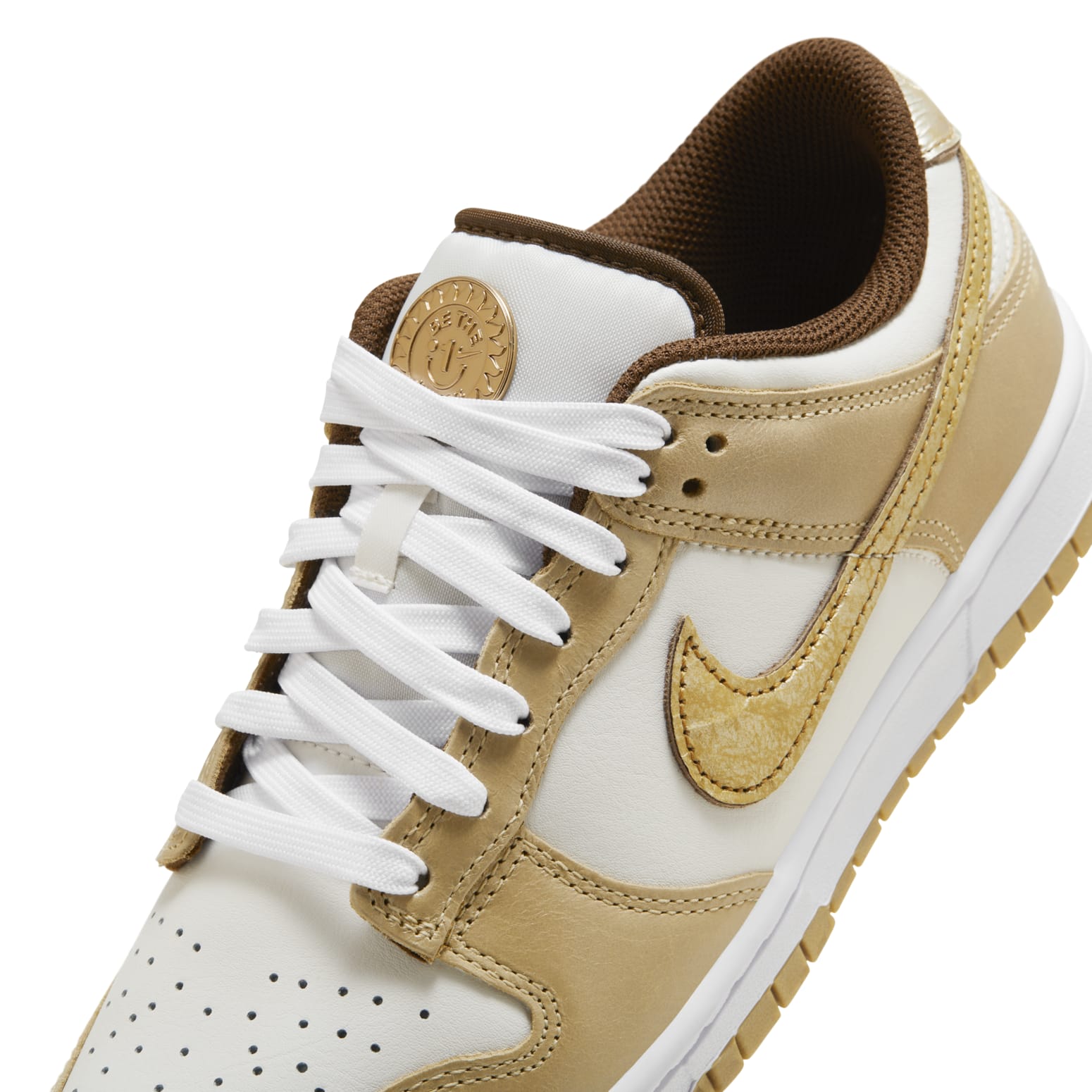 (WMNS) Nike Dunk Low LX 'Be The One' HM3695-071