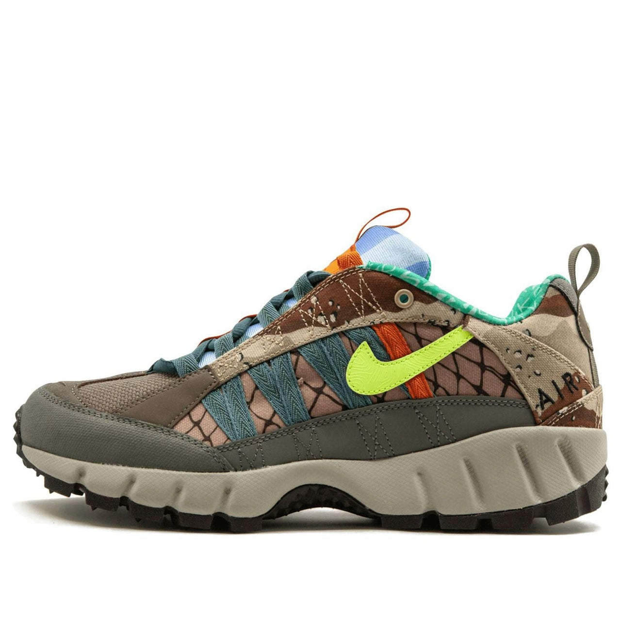 Nike Air Humara 17 Premium 'Steel Green Camo' AO2606-300