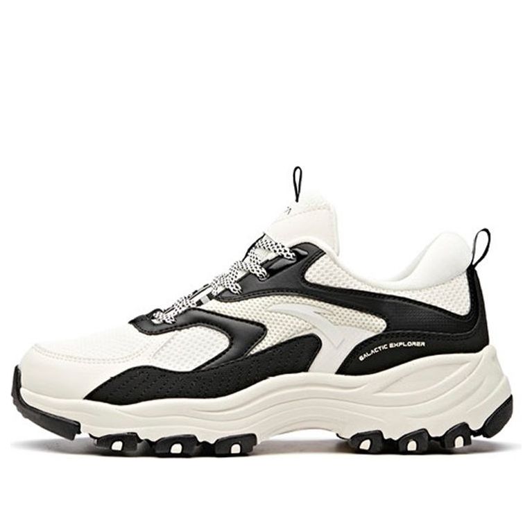 (WMNS) ANTA Outdoor Series Low 'White Black' 12846601-3
