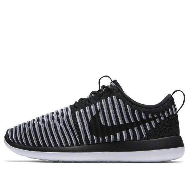 (WMNS) Nike Roshe Two Flyknit 'Black' 844929-001