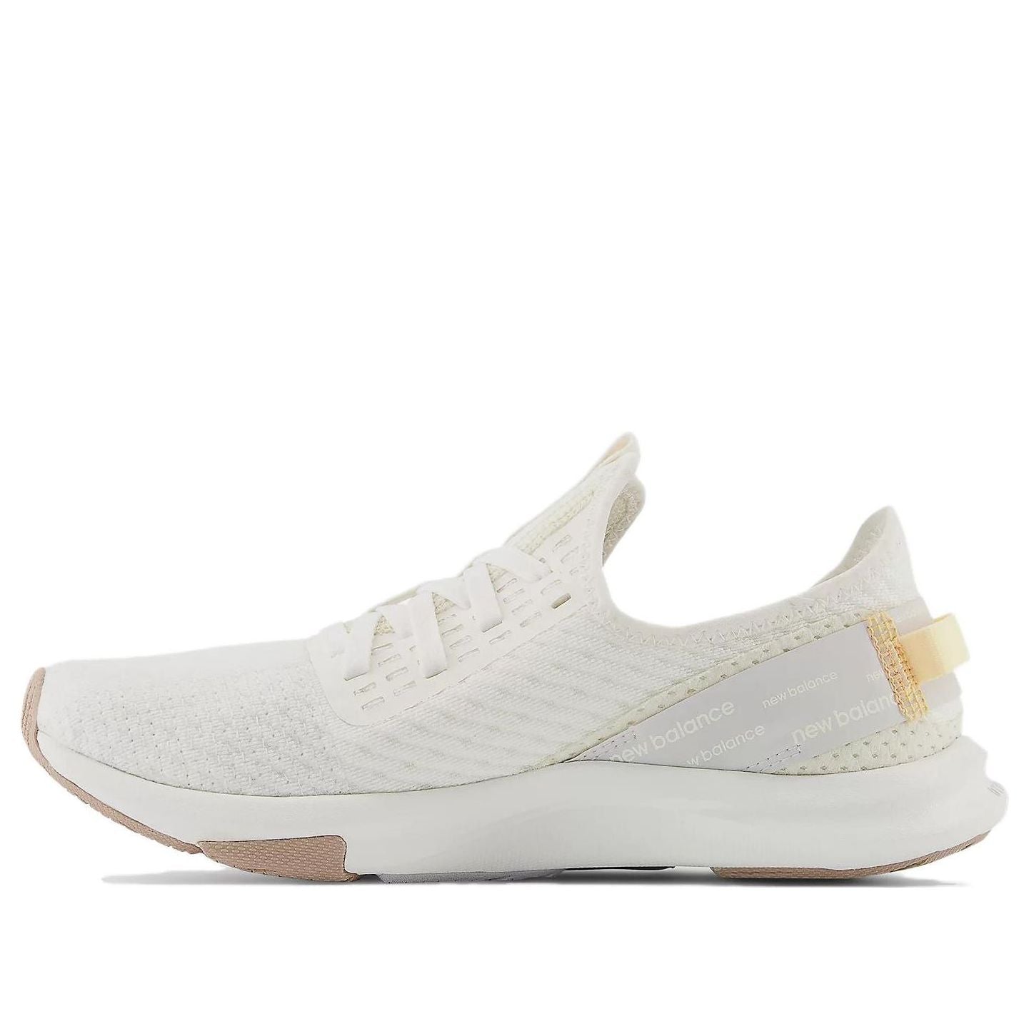 (WMNS) New Balance DynaSoft Nergize Sport V2 Shoes 'White' WNRGSCS2