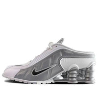(WMNS) Nike x Martine rose Shox R4 'Metallic Silver' DQ2401-002