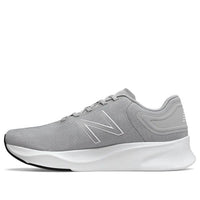 New Balance light grey D Wide MSTRNLA1