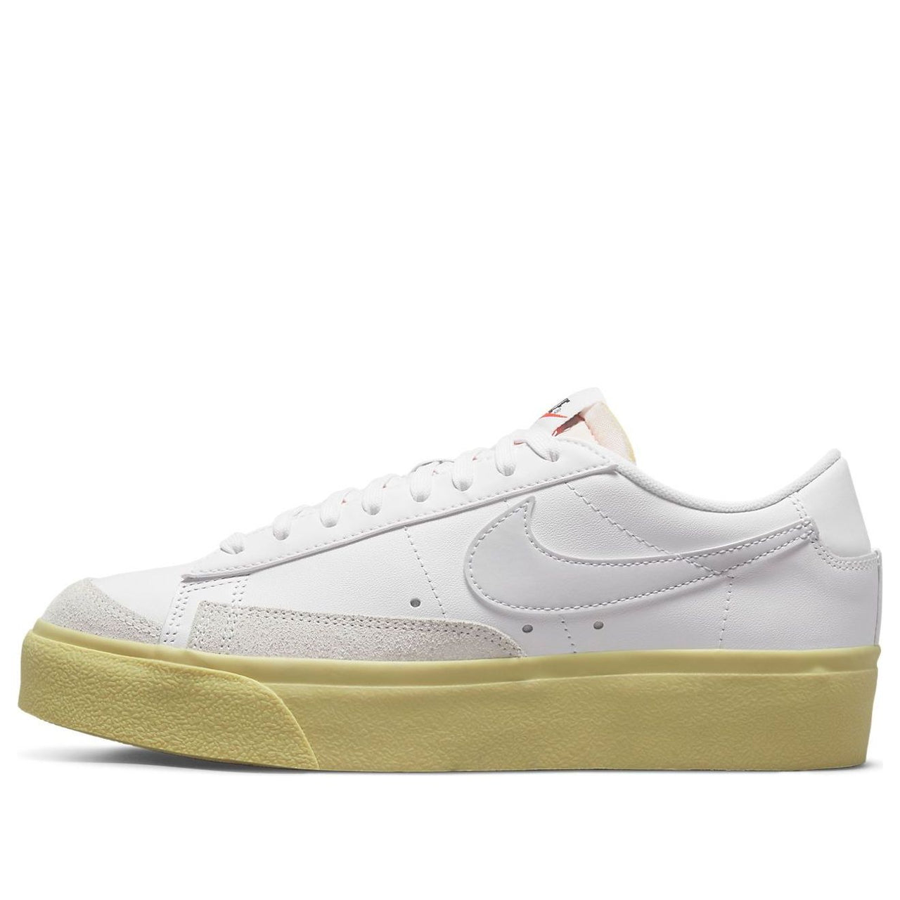 (WMNS) Nike Blazer Low Platform 'White Lemon Wash' DJ0292-109