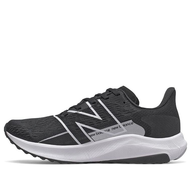 (WMNS) New Balance Fuelcell Propel Propel v2 Black / White WFCPRBW2