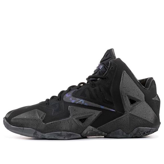 Nike LeBron 11 'Blackout' 616175-090