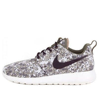 (WMNS) Nike Roshe Run Premium 'Digi Camo - Port Wine' 525321-600